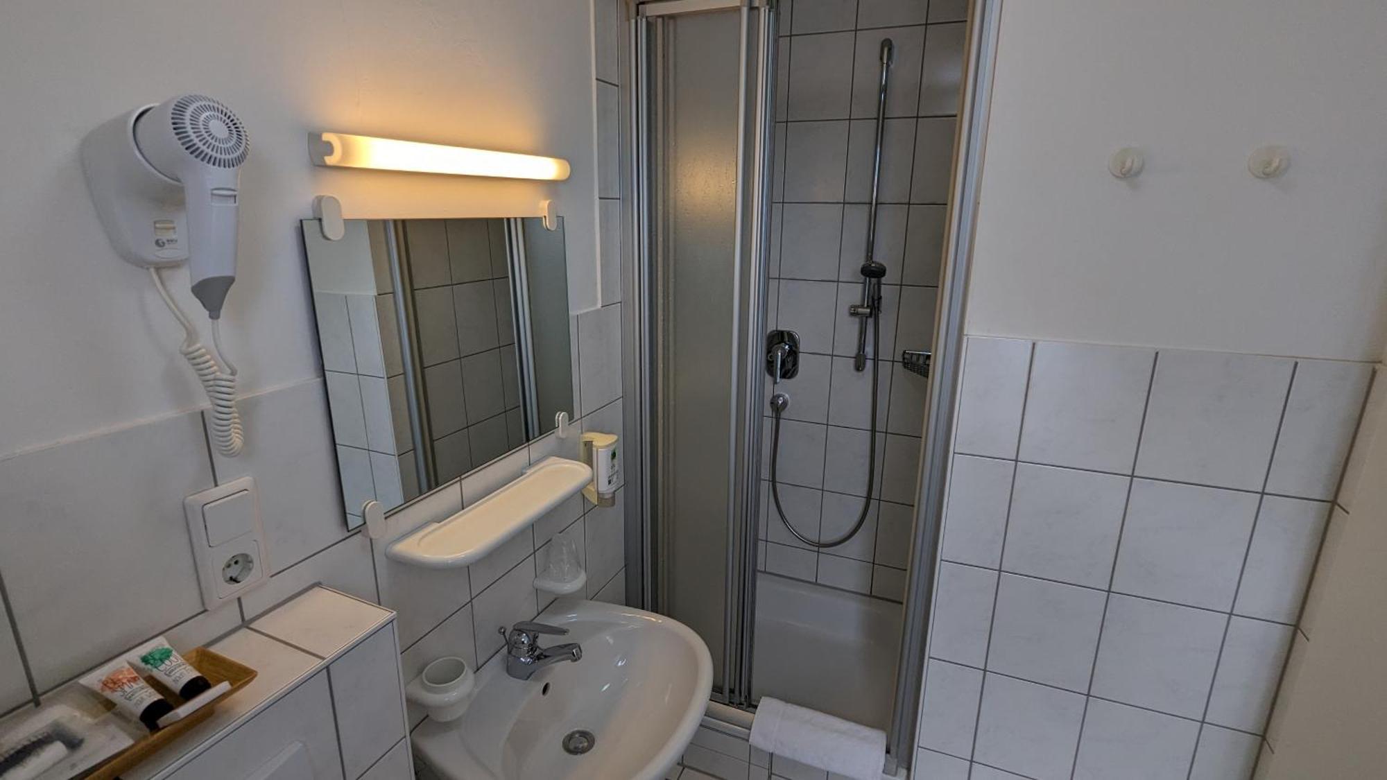 Gaestehaus Ziegler Stuttgart Buitenkant foto