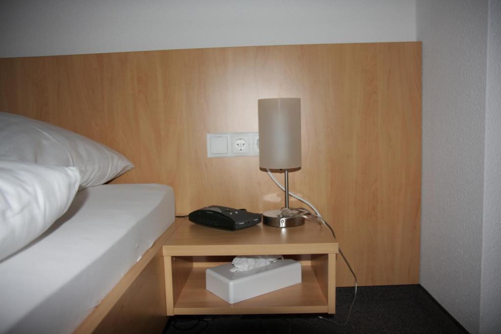 Gaestehaus Ziegler Stuttgart Kamer foto